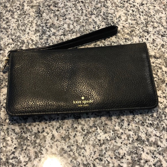 kate spade Handbags - Kate Spade wallet Authentic!